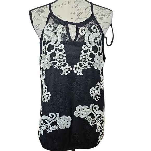 INC International Concepts Women's Sz L Black White Lace Embellished Halter Top - Picture 1 of 7